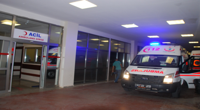 Urfa'da şüpheli aracı kovalayan polis ekibi kaza yaptı: 2 yaralı