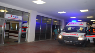 Urfa'da şüpheli aracı kovalayan polis ekibi kaza yaptı: 2 yaralı