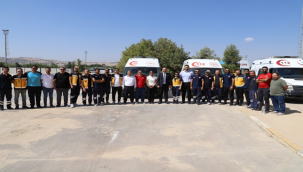 Ambulans sürücüleri Vatandaşlardan ambulanslara yol vermelerini istiyoruz