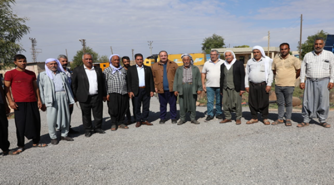 Başkan Ekinci kırsalda asfalt yol çalışmalarını inceledi