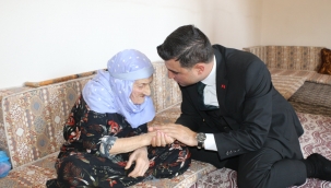 Bozova'da 105 yaşındaki asırlık çınarı 