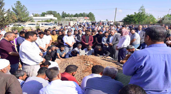 Budak, gözyaşları içinde son yolcuğuna uğurlandı