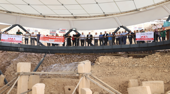 "Dünya Yürüyüş Günü" Göbeklitepe de yürüyüşle gerçekleştirdi