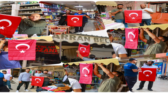 Harran Belediyesi Cumhuriyetin 100. Yılında esnaf ve vatandaşlara bayrak dağıttı