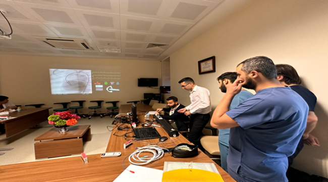 Harran Üniversitesi Hastanesi'nde "Simulasyonla İnvaziv Uygulamalar" eğitimi gerçekleştirildi 