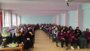 ''Peygamberin Hayatlarından Erdemler'' konulu seminer düzenlendi