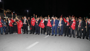 Şanlıurfa'da binlerce kişi sokaklara indi