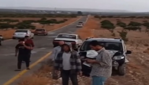 Şanlıurfa'da hafif ticari araç ile kamyonet çarpıştı: 2 yaralı