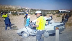 Şanlıurfa'da Otomobil ile Minibüs çarpıştı 7 kişi yaralandı