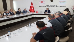 Vali Şıldak, GAP Tarımsal Araştırma Enstitüsü Müdürlüğünü ziyaret etti