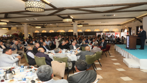 Vali Şıldak muhtarları ağırladı