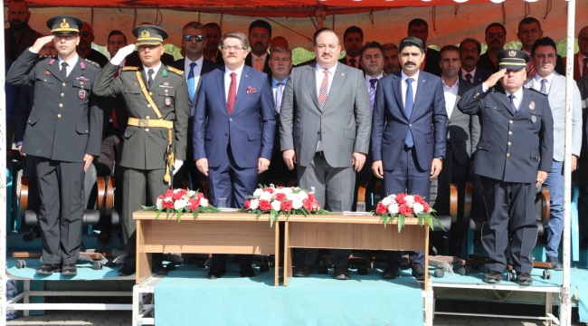Viranşehir'de Cumhuriyetin 100. yılı coşkuyla kutlandı 