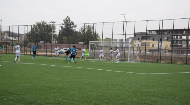 Viranşehir Nizip'i 3-0 yendi 