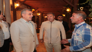 Başkan Beyazgül, Çay Bahçesinde Vatandaşlarla Bir Araya Geldi