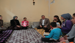 Başkan Beyazgül Ve Başkan Çakmak'tan Ev Ziyaretleri