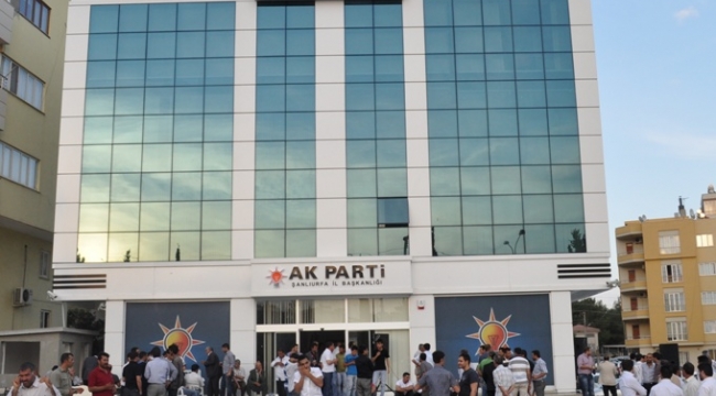 Büyükşehir'de 10 aday yarışırken 13 ilçede 194 aday adayı müracaat etti