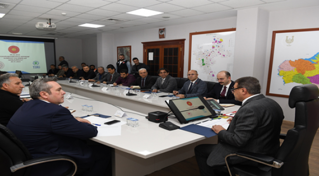 Deprem konutlarında çalışmalar devam ediyor