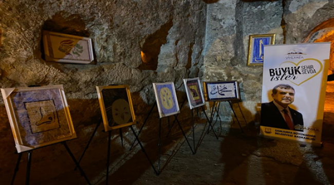 Kızılkoyun Nekropol'ünde Ebru sergisi