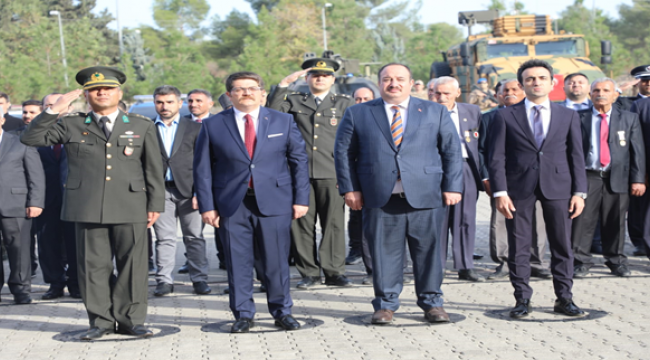 Ulu Önder Atatürk Viranşehir'de Anıldı 