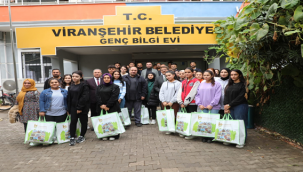 Viranşehir belediyesinden gençlere kitap seti desteği