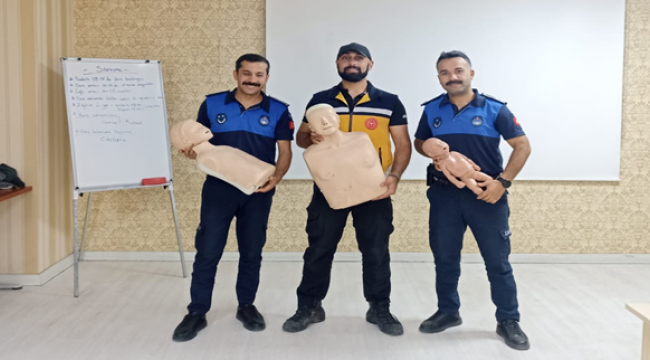 Zabıtalara ilk yardım eğitimi verildi