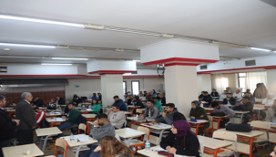 Başkan Beyazgül, KPSS'ye hazırlanan öğrencileri ziyaret etti