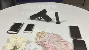 Bir çok suçtan aranıyordu: Yakalandı 