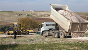Haliliye'de merkez ve kırsal mahallelerde hummalı yol çalışması 