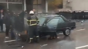 Haliliye'de otomobil alev aldı