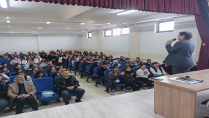 Hilvan ve Siverek ilçelerinde bağımlılıkla mücadele semineri düzenlendi