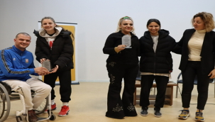 Milli Sporcular, Engelli bireylerle buluştu