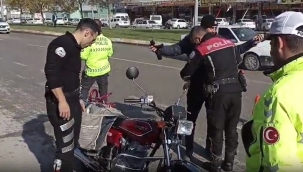 Şanlıurfa'da 13 araç sürücüsüne 77 bin 696 lira idari para cezası kesildi