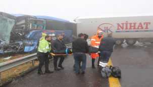 Şanlıurfa'da feci kaza, 1 kişi öldü, 15 kişi yaralandı