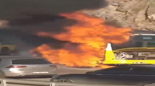 Şanlıurfa'da şehir içi yolcu otobüsü alev aldı