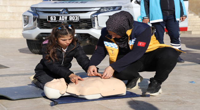 Sarılacak bir yara varsa biz hemen oradayız.'! 