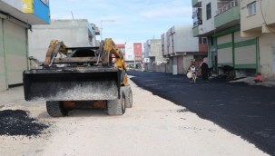 Bahçelievler Mahallesi Sıcak Asfaltla Güzelleşiyor 