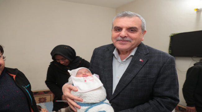 Başkan Beyazgül'den ev ziyaretleri