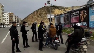 Birecik'te Bin 503 şahıs ile 495 araç kontrol edildi