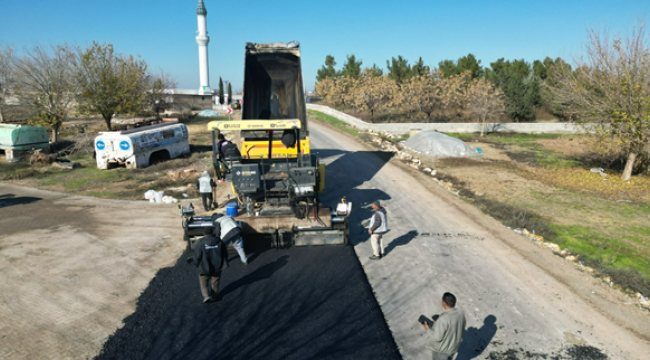 Suruç Bostancı grup yolunda sıcak asfalt
