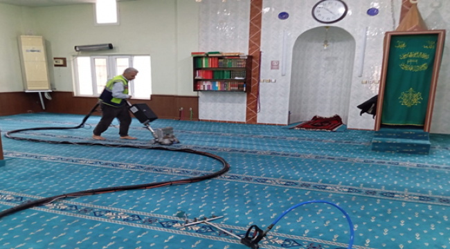 Viranşehir Belediyesinden Camilerde Temizlik Çalışması