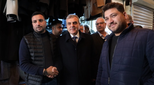 Başkan Beyazgül, sipahi pazarında esnafları ziyaret etti