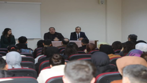 Başkan Ekinci Üniversite öğrencileri ile bir araya geldi