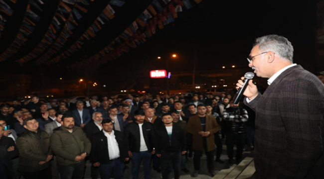 Başkan Mehmet Kuş Girmedik Ev Sıkmadık El Bırakmıyor