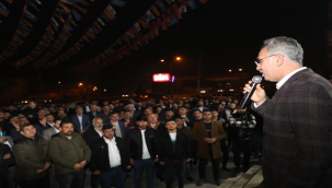 Başkan Mehmet Kuş Girmedik Ev Sıkmadık El Bırakmıyor