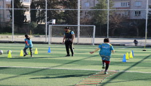 Haliliye Belediyesi Futbol Okulu Miniklerin Adresi Oldu