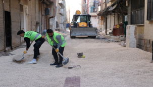 Haliliye'de üstyapı çalışmaları yolların konforunu artırıyor