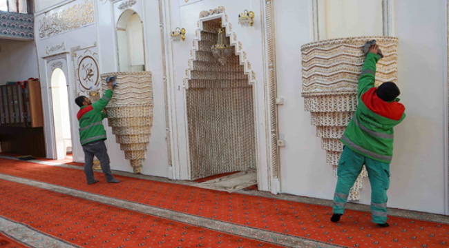 Karaköprü'de İbadethaneler Ramazan Ayına Hazırlanıyor