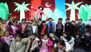 Karaköprü'de 'Peter Pan hayal dünyası' çocuk oyunu sahnelendi