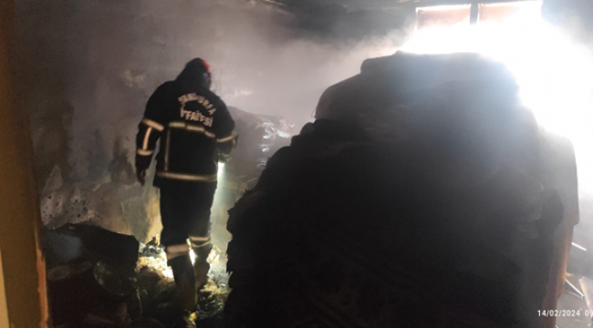 Şanlıurfa'da yangında eşyalar kül oldu