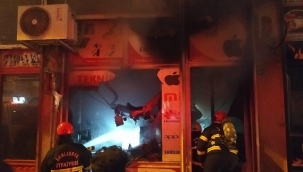 Urfa'da iş yerinde korkutan yangın 